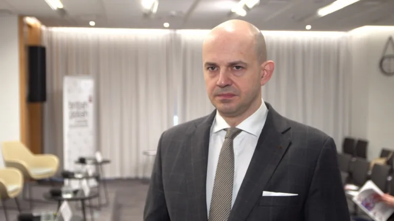 Nowa Dynamika Współpracy Gospodarczej między Polską a Wielką Brytanią w 2023 roku