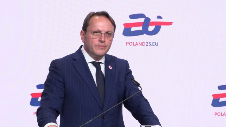 Cyberprzemoc wśród młodzieży: Wzrost zagrożeń i potrzeba ochrony zdrowia psychicznego