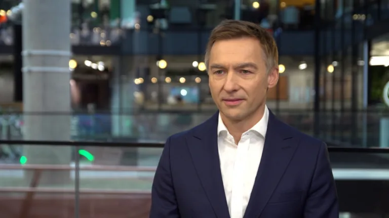 Deregulacja w Polsce – Wzrost publikacji medialnych i zainteresowanie społeczne w 2025 roku