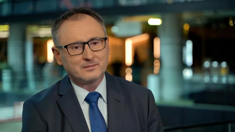 Analiza stanu polskiego prawa w 2024 roku: Wyzwania dla przedsiębiorców i proces legislacyjny