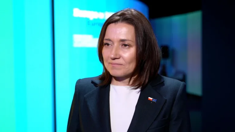 Rekordowe poparcie dla Unii Europejskiej: Wyniki badań Eurobarometru 2025