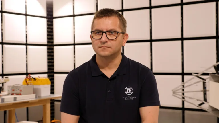 Zaawansowane Technologie Motoryzacyjne w Częstochowie: Centrum Inżynieryjne ZF i Przyszłość Elektroniki w ADAS
