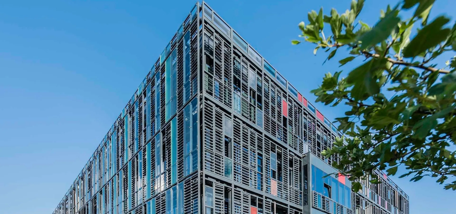 925cda42d023a3b929a14079458109df