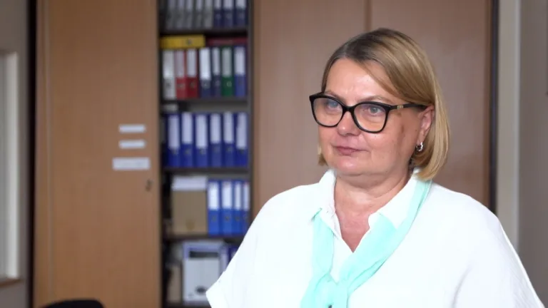 Wyzwania i szanse na polskim rynku odzieżowym: analizy i trendy 2024