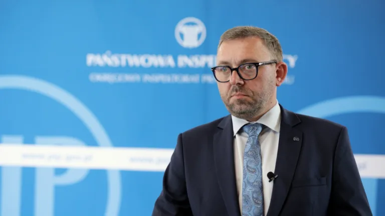 Zjawisko mobbingu w Polsce: Raport PIP i jego wpływ na warunki pracy