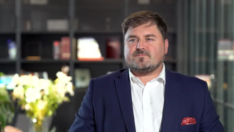 Inwestycje w technologie w Polsce: Wyzwania dla start-upów i korporacji w erze innowacji