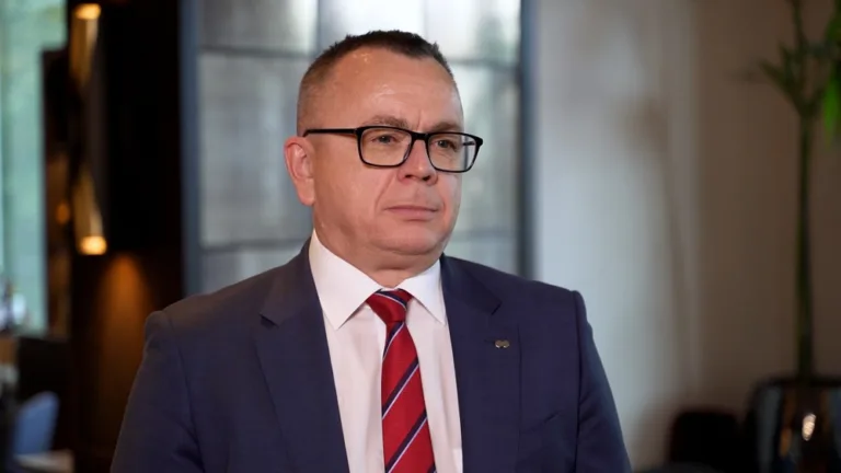 Globalny polikryzys a rynek ubezpieczeń w Polsce: Wzrost niewypłacalności i nowe wyzwania