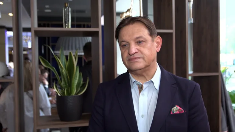 Pokolenie Z na rynku pracy: stabilność zatrudnienia, umiejętności cyfrowe i równowaga między życiem zawodowym a prywatnym